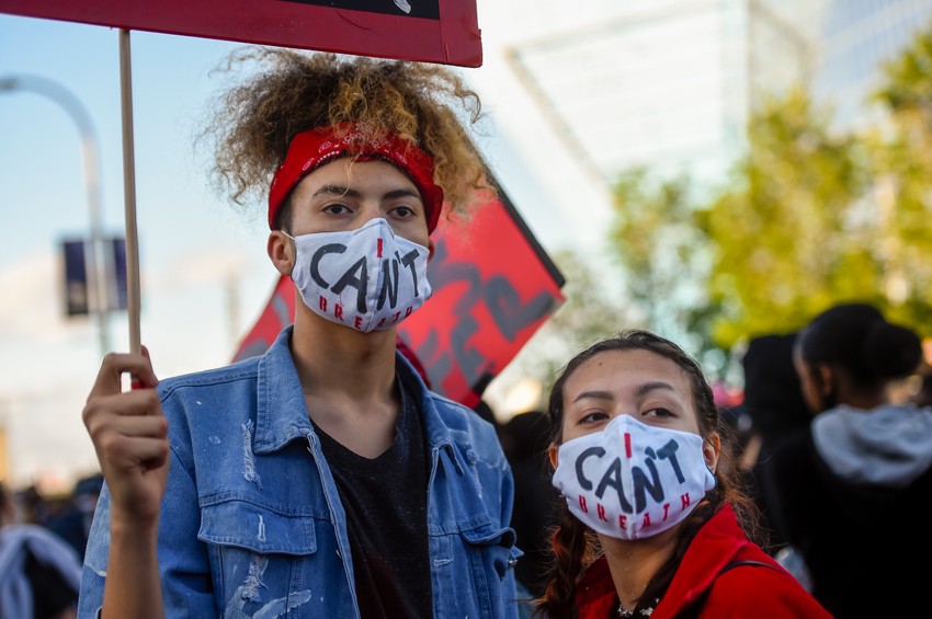 Ne mogu da dišem - protesti u Mineapolisu zbog smrti Džordža Flojda