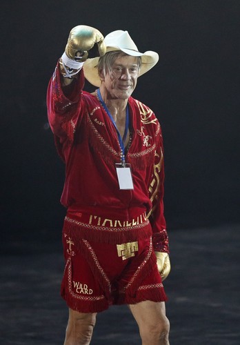 Mickey Rourke znokautował rywala. Elliot Seymour przegrał z 62-latkiem już II rundzie