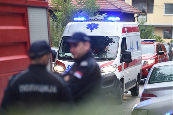 TONA ZEMLJE SE OBRUŠILA NA RADNIKA! Užas na gradilištu u Mladenovcu: Lekari mu se bore život, ima višestruke prelome kičme