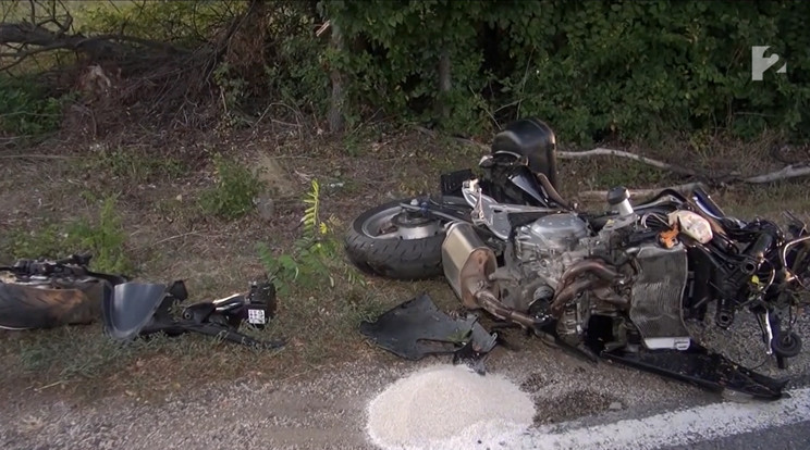 Ennyi maradt a tragikus baleset szenvedő nő motorjából / Fotó: TV2