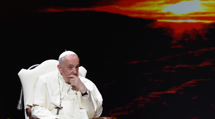 A pápa könyörgött az orosz elnöknek, hogy vessen véget a háborúnak / Fotó: MTI/EPA/ANSA/Crocchioni