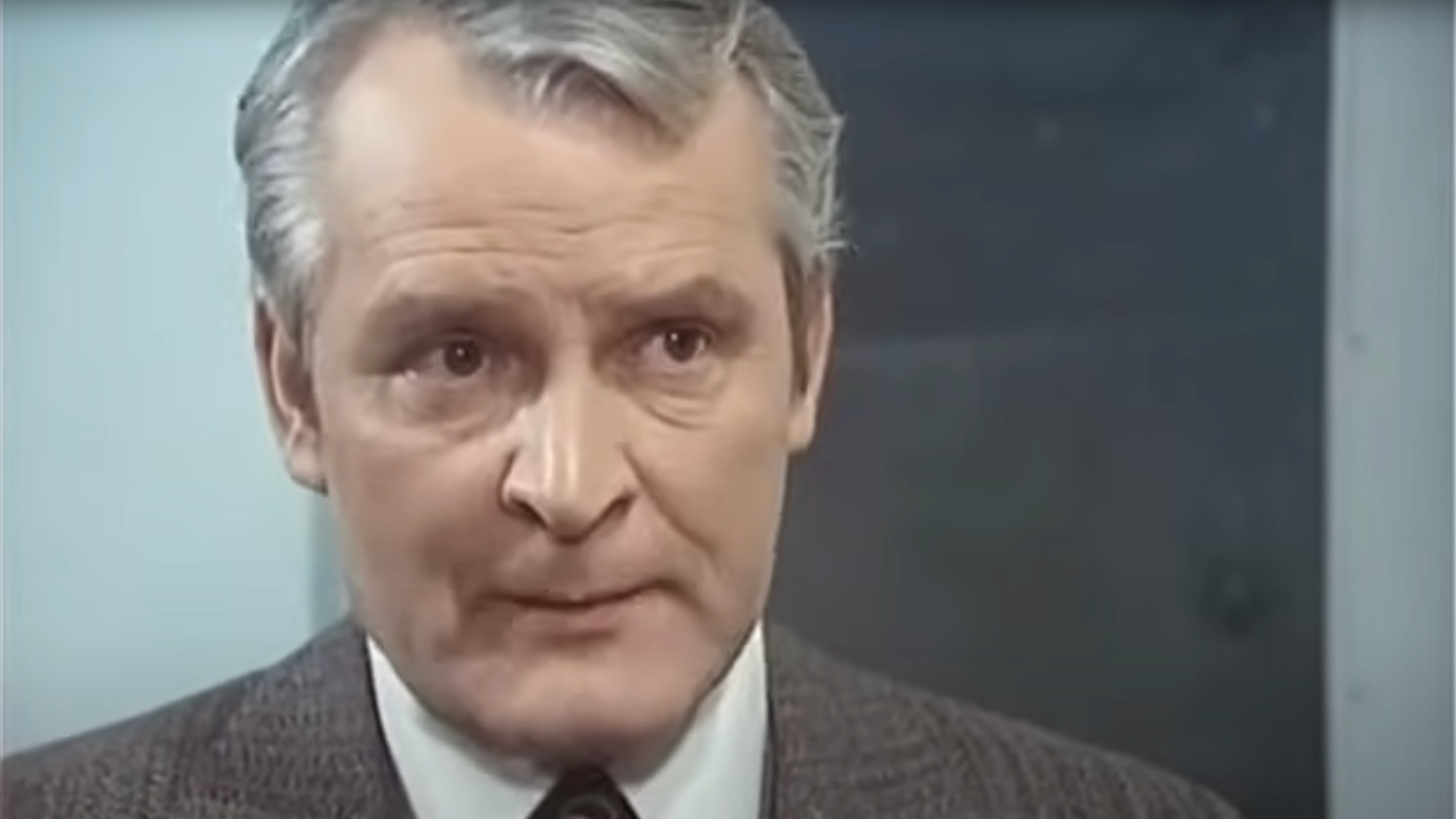 Český herec Vladimír Brabec ako major Zeman.