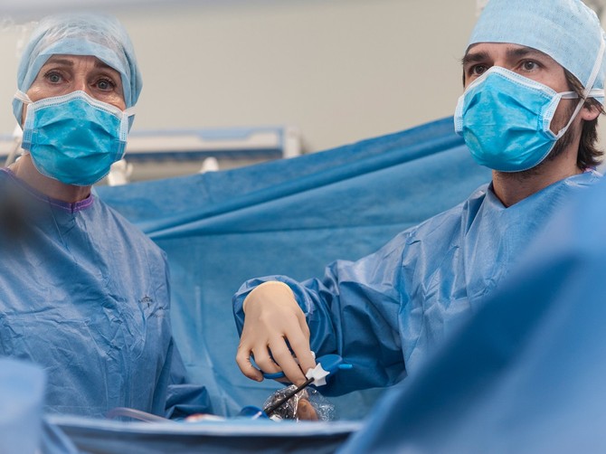 U Indiji odstranjen tumor jajnika rekordne težine