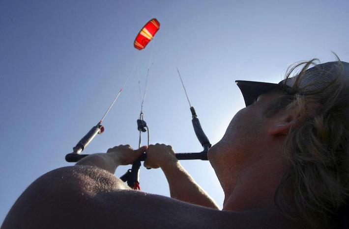 Kitesurfing, fot.  Tampa Bay Times/ZUMAPRESS.com