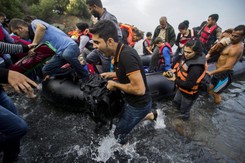 Komisja Europejska obiecuje przyjmowanie uchodźców z Turcji. Z Brukseli nieoficjalnie: 500 tysięcy