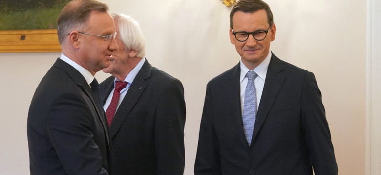 POLITICO o Polsce: Andrzej Duda będzie cierniem w oku Donalda Tuska. Ale niejedynym