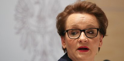 Afera w obozie władzy? Minister Zalewska może mieć kłopoty