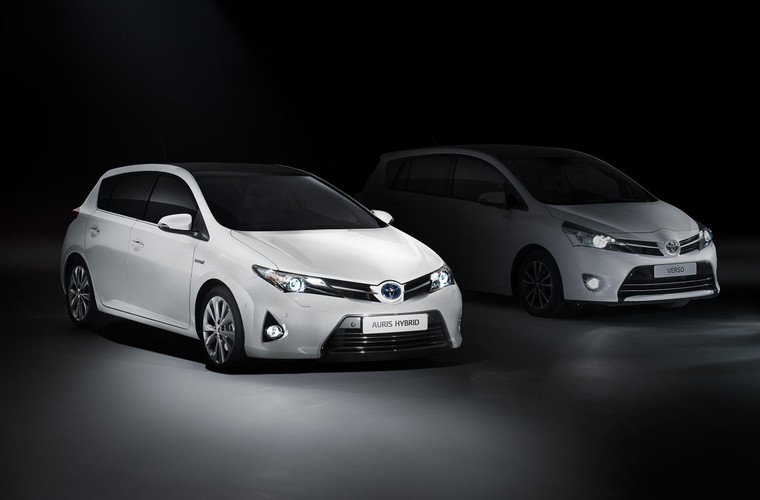 Toyota auris i verso