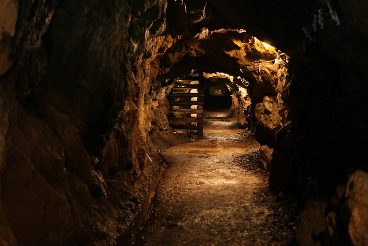 Kompleks Riese w Górach Sowich. Tajny projekt Hitlera