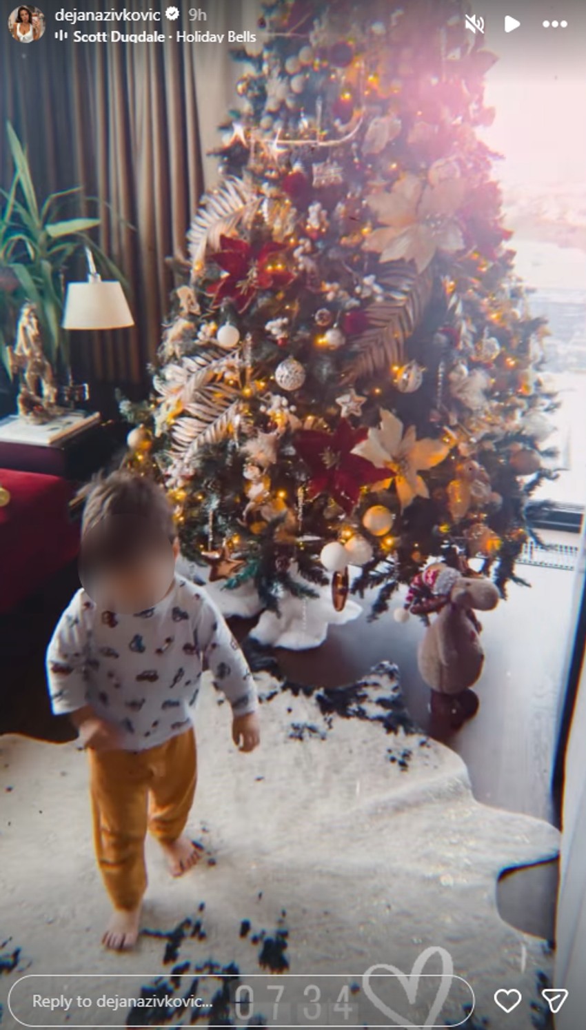 Dejana Živković pokazala raskošnu jelku