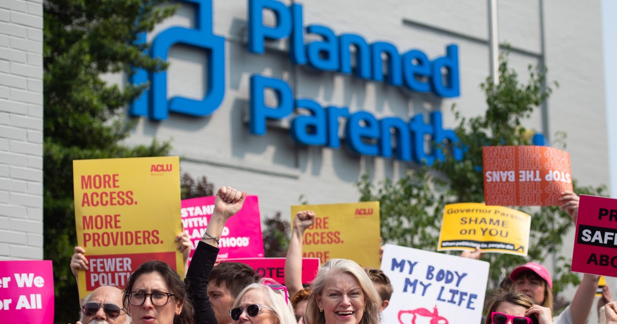 Planned Parenthood sues Utah to stop trigger law that makes abortion a felony punishable by up to 15 years in prison - Vimarsana News
