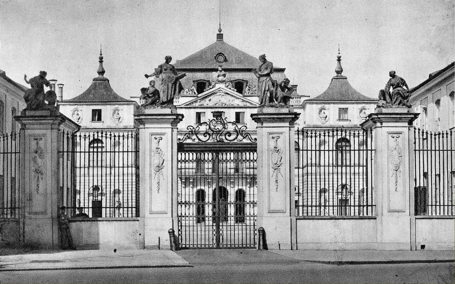 Nieistniejące zabytki: Pałac Brühla w Warszawie