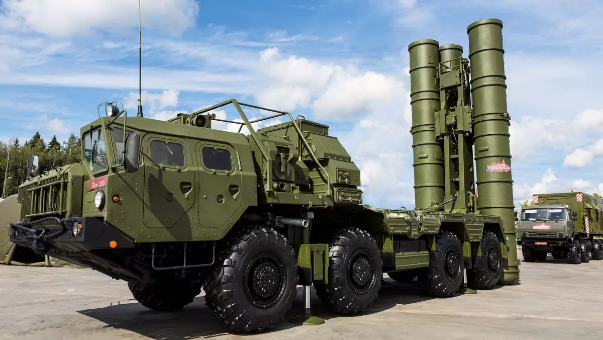 System obrony przeciwlotniczej S-400 Triumph