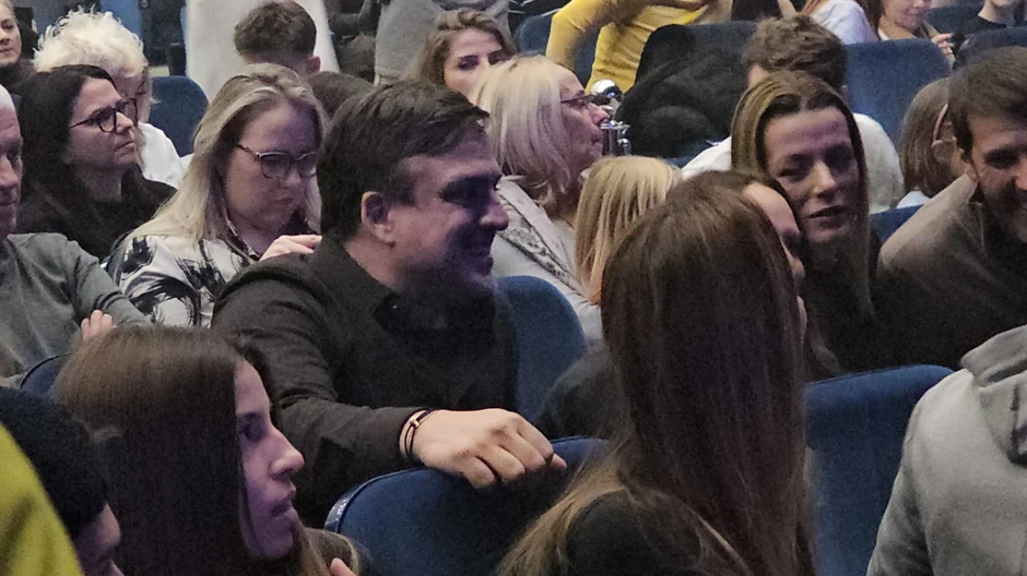 Brat Vujadina Savića na koncertu Tonija Cetinskog