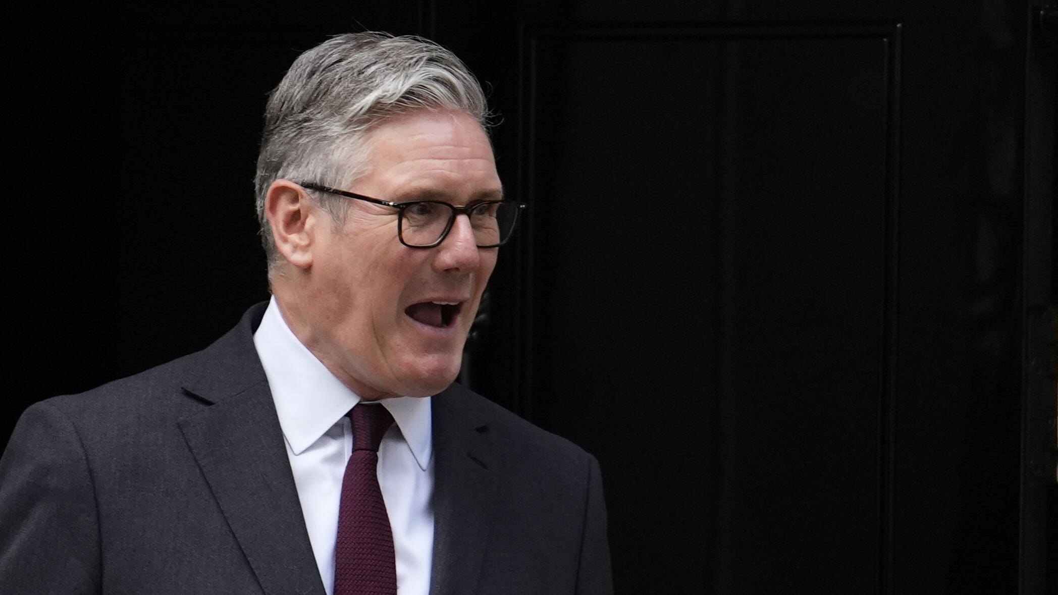 Starmer unveils digital ID cards - first mandatory since wartime