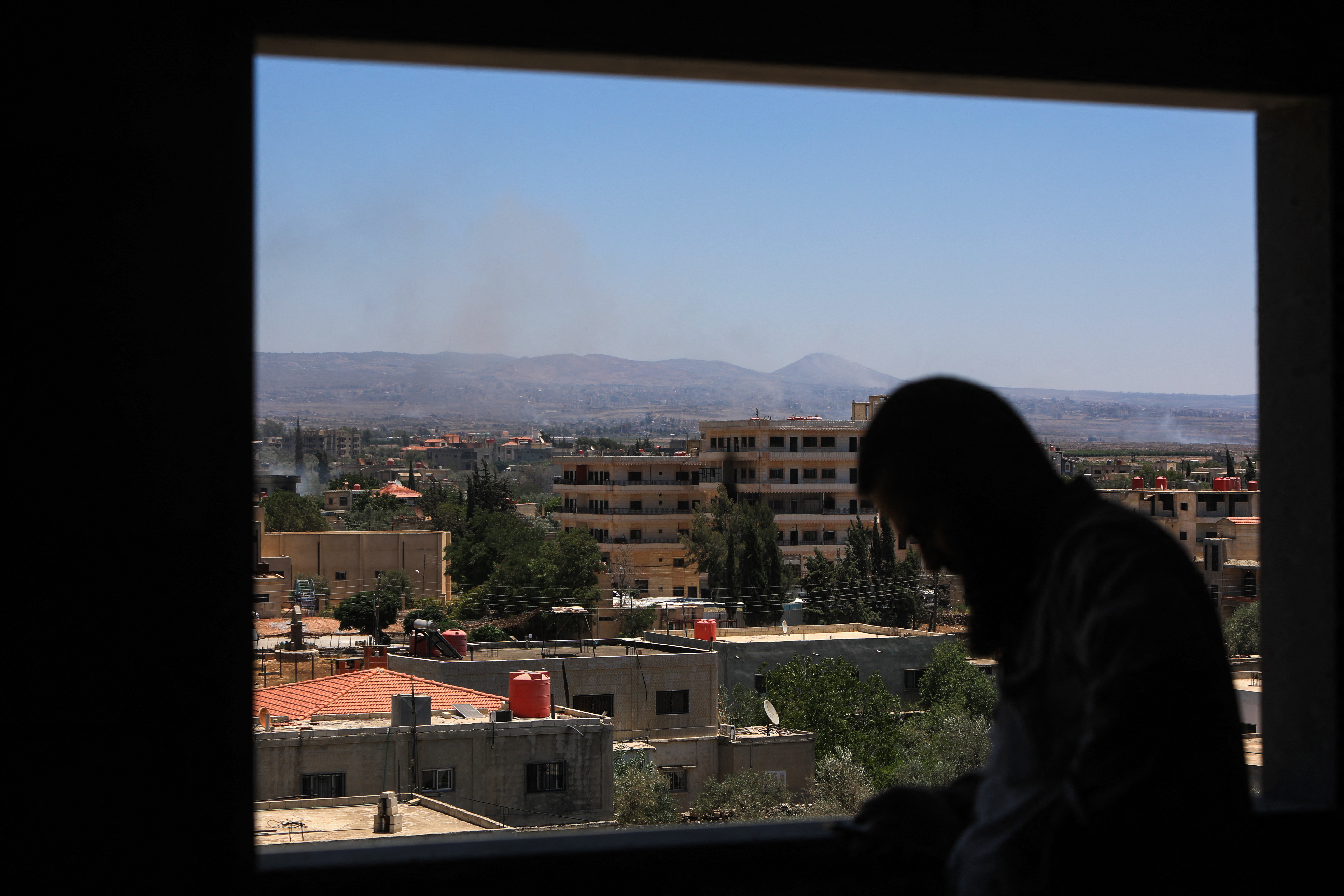 Israele bombarda palazzo presidenziale siriano a Damasco