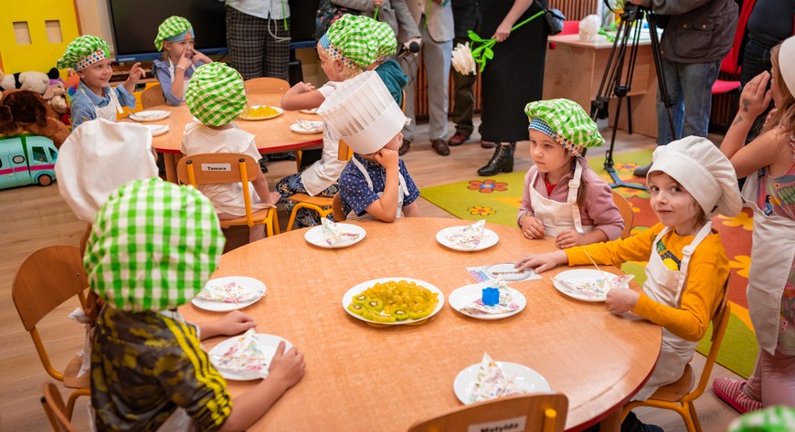 Coraz więcej wrocławskich placówek chce jeść zdrowo i uczyć właściwych nawyków. 