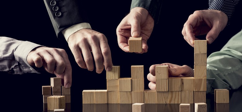 Minister energii pyta o premie. W kuluarach inicjatywa nazywana jest programem "Skromność+"