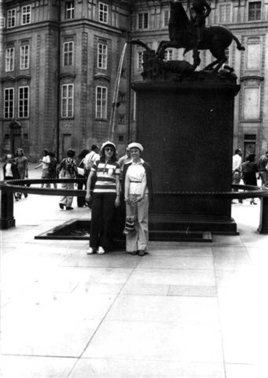 Jitka i Biljana, 1974.