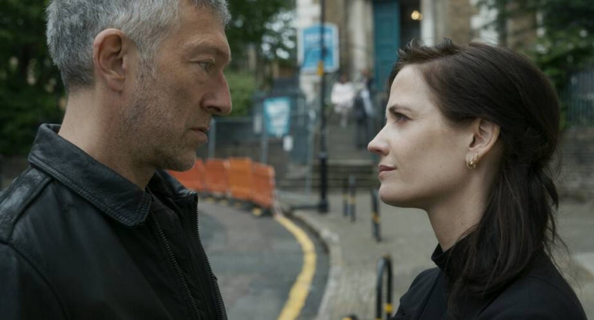 Vincent Cassel i Eva Green w serialu "Połączeni przeszłością"