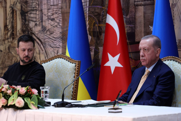 Prezydent Turcji Recep Tayyip Erdogan i prezydent Ukrainy Wołodymyr Zełenski