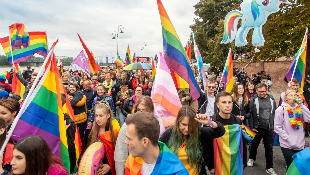 Toruń, 21.09.2019. III Marsz Równości pod hasłem Dla życia i rodziny, 21 bm. w Toruniu. (tż/pkus) PAP/Tytus Żmijewski