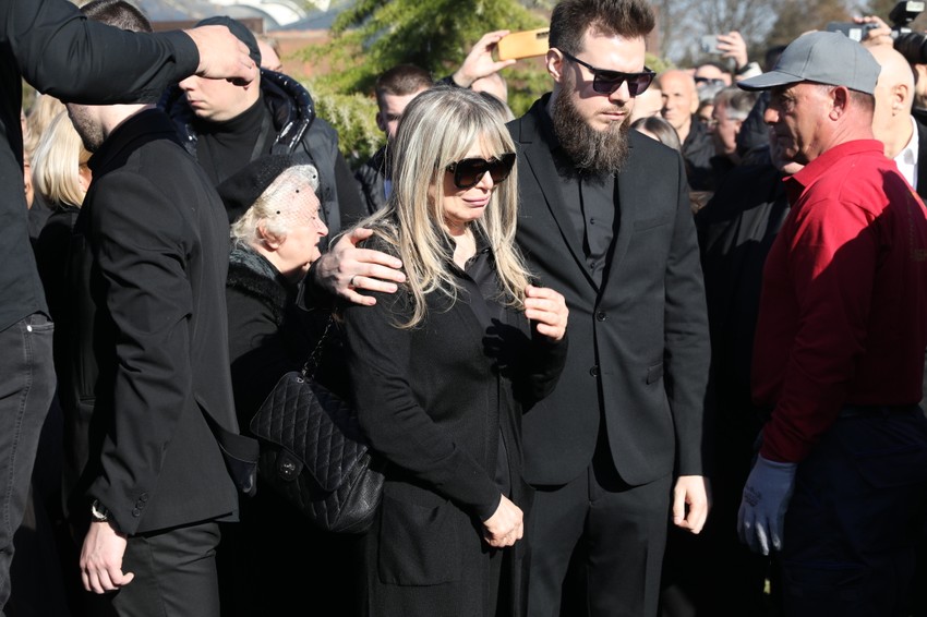 Suzana u suzama na sahrani