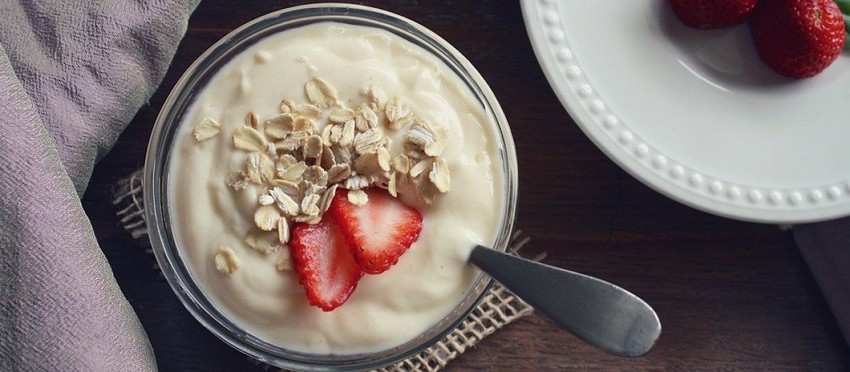 Jogurt je od  ključnog za očuvanje gustine kostiju koja slabi s godinama