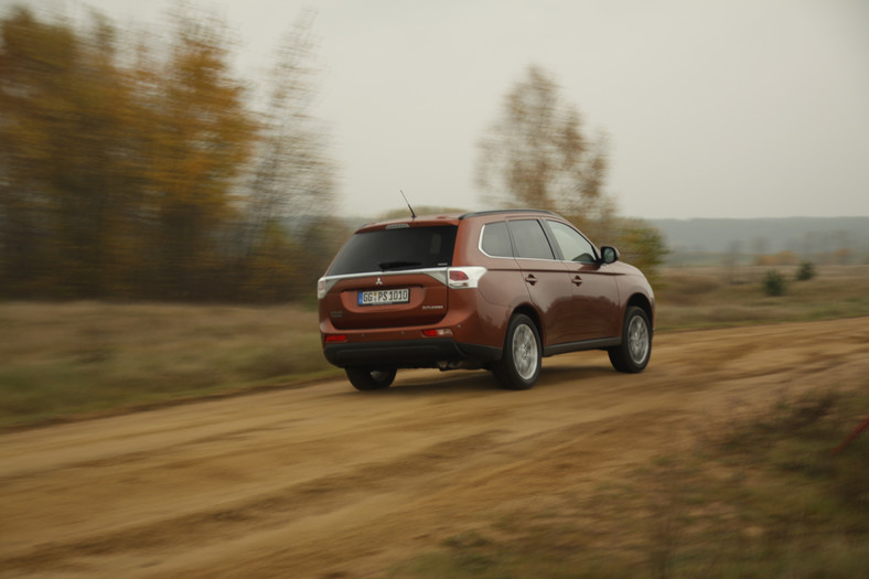 Mitsubishi Outlander (polska premiera)