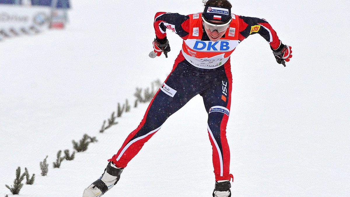 Polska biegaczka, Justyna Kowalczyk wygrała z czasem 6.39,00 prolog Tour de Ski 2011 w niemieckim Oberhofie - sprint techniką dowolną na dystansie 2,8 km.