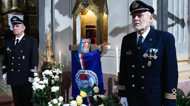 Bőzsöny Ferenc, a Magyar Rádió egykori főbemondójának temetése / Fotó: Koszticsák Szilárd