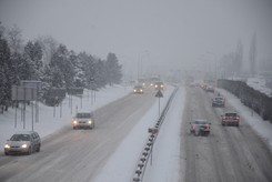 Zima w Polsce. Tysiące ludzi bez prądu i ogrzewania
