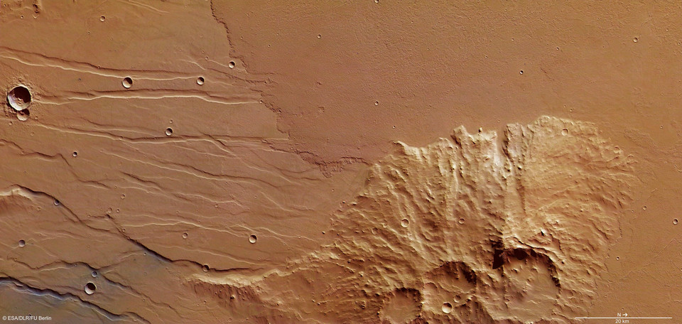 Marsjański wulkan Arsia Mons