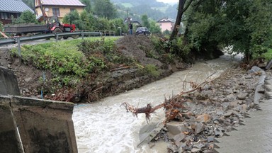 Ulewy nad Podhalem. Woda znowu zalewa domy