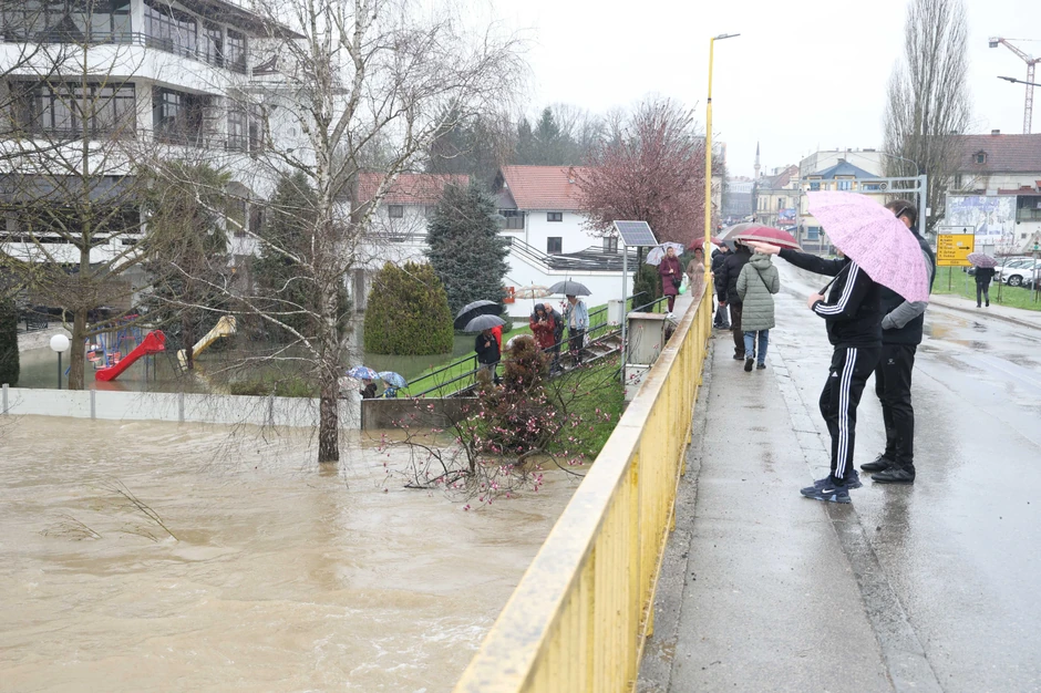 priejdor, poplave, rs