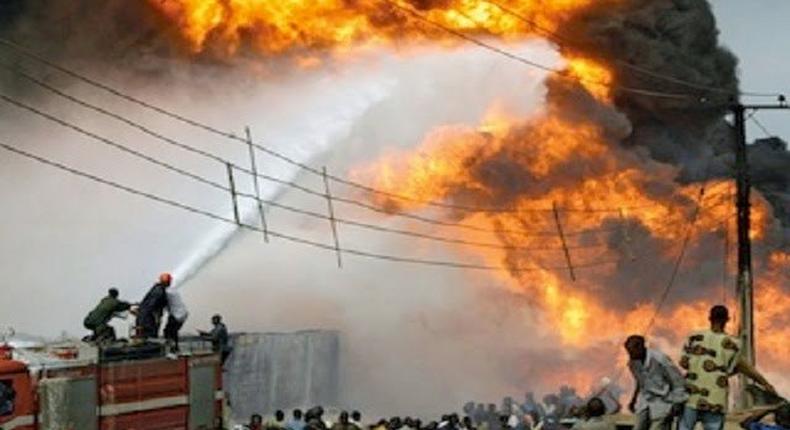 2 killed, 100 shanties burnt in Lagos fire