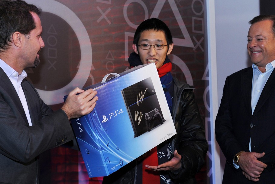 USA PLAYSTATION 4 LAUNCH