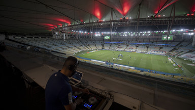 Brazylijscy DJ-e dbają o muzykę i atmosferę na pustych stadionach piłkarskich