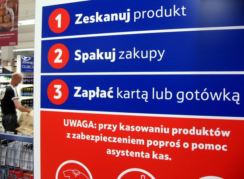 Kasa samoobsługowa w sklepie Tesco, fot. Materiały prasowe