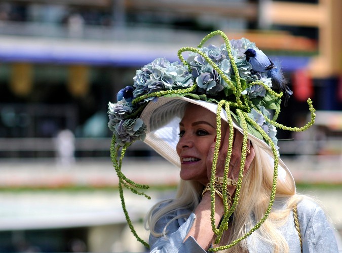 Jeden z kapeluszy podczas wyścigów konnych w Ascot