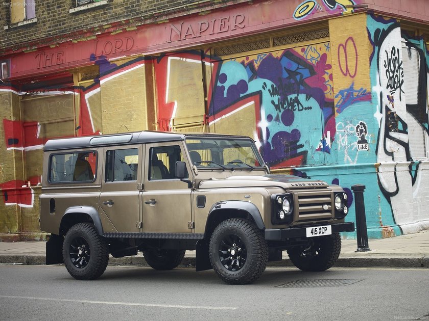 Land Rover Defender