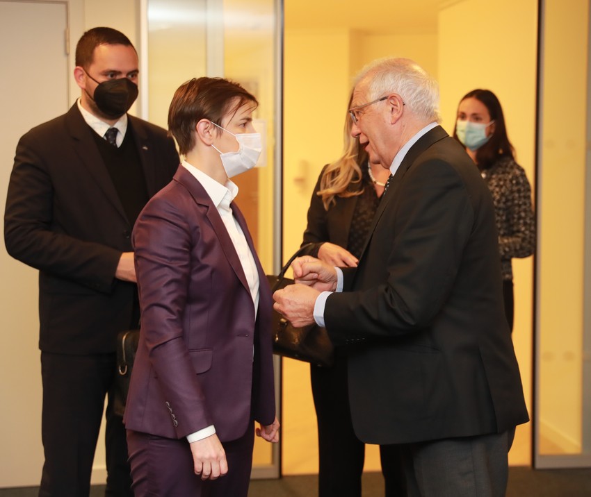 Ana Brnabić i Žozep Borelj 