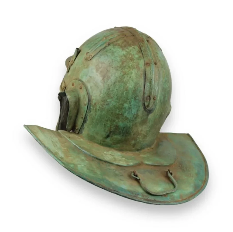 Rimski legionarski šlem