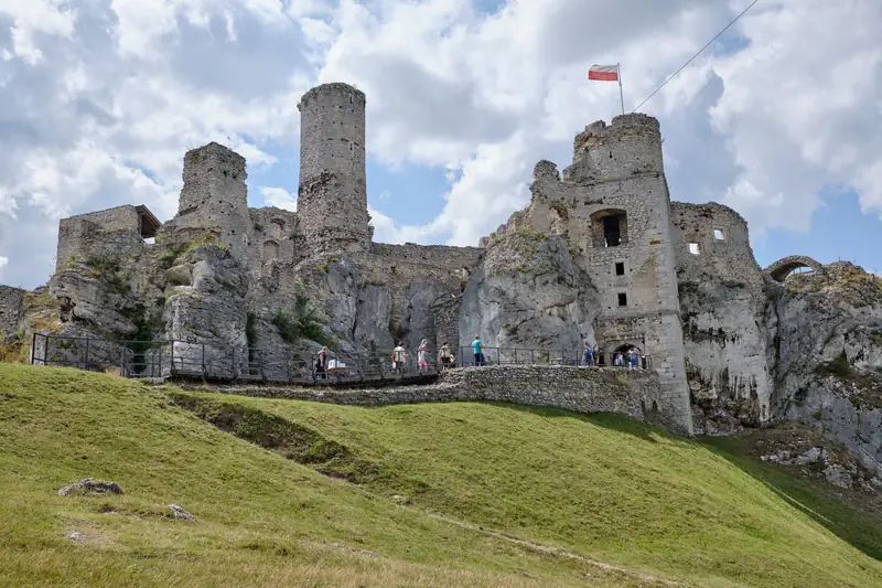 Fot. Bartosz Krupa/East News. Ogrodzieniec 02.08.2019. Zamek Ogrodzieniec.