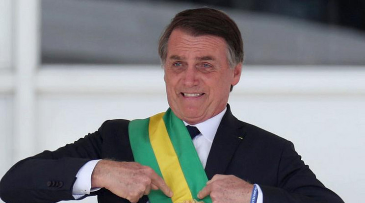 Jair Bolsonaro úgy gondolja a világ túlságosan felfújja a koronavírus járványt. /Fotó: Northfoto