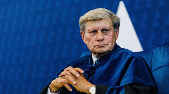 Balcerowicz za likwidacją 800 plus. "To nie miało żadnego sensu ani uzasadnienia"