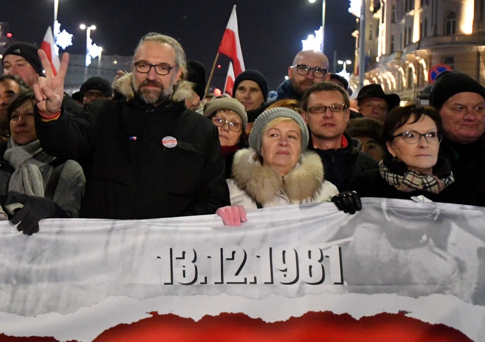 Demonstracje w dniu 35. rocznicy wprowadzenia stanu wojennego. Zobacz zdjęcia!