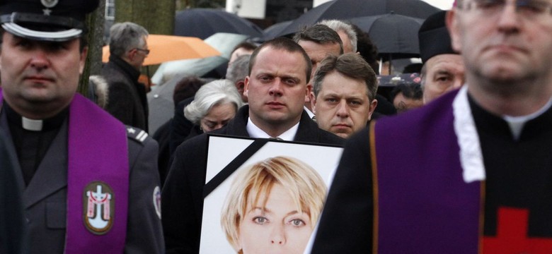 Radni PiS nie chcieli ronda Jarugi-Nowackiej. "W Smoleńsku zginęli też źli ludzie"