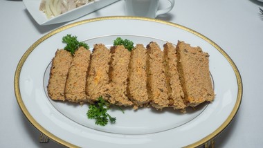 pasztet domowy na wielkanoc. wilgotny, aromatyczny i łatwy do krojenia