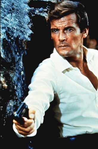 'Człowiek ze złotym pistoletem'